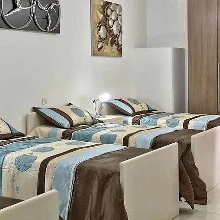 Water's Edge アパート