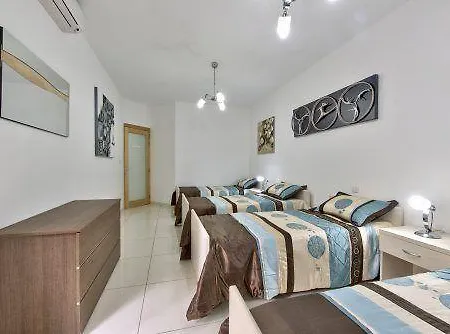 Water's Edge * 세인트폴스베이